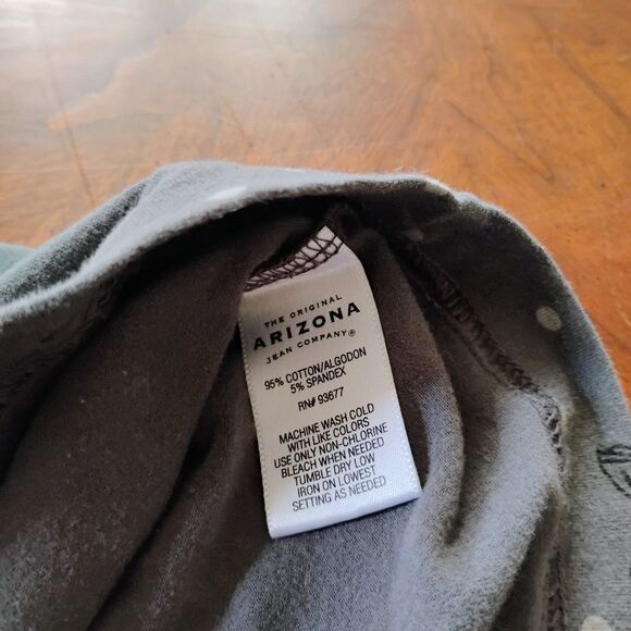 Arizona brand Spaghetti Strap Top - Size: L (0976) - Picture 4 of 5